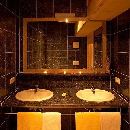 Apart Ehart Sankt Anton am Arlberg Room photo
